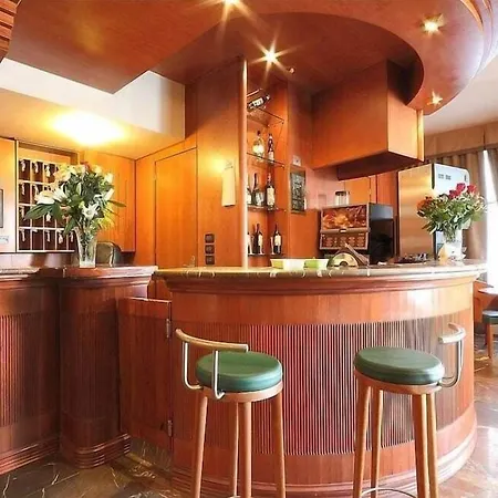 Arcadia 3*