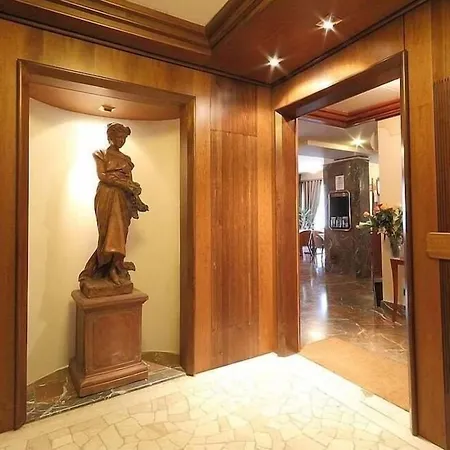 Arcadia 3*